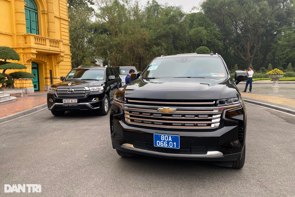 Ngoại trưởng Mỹ được hộ tống bằng xe gì khi sang thăm Việt Nam? - 2 Ngoại trưởng Mỹ được hộ tống bằng xe gì khi sang thăm Việt Nam? - 2