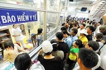 Bi hài trục lợi BHYT: Uống gần 300 viên, tuýp thuốc trong ngày mà…vẫn sống