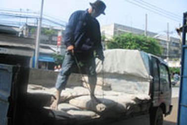 TPHCM: Bao giờ thị trường xi măng bình ổn?