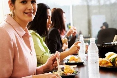 Dịch vụ giao hàng tận nơi đang từng bước chinh phục người tiêu dùng