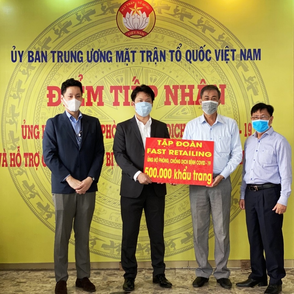 Nhìn lại hành trình một năm đặt chân đến Việt Nam của UNIQLO - 5 Nhìn lại hành trình một năm đặt chân đến Việt Nam của UNIQLO - 5