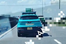 Lái taxi bị phạt 23 triệu đồng vì thay đổi chữ số trên biển kiểm soát ô tô