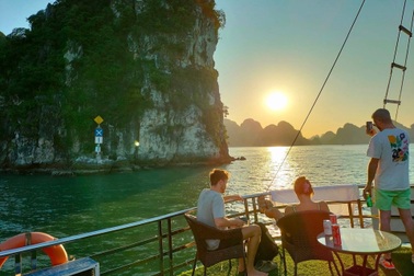 Quảng Ninh tiến hành bảo vệ hòn Trống Mái