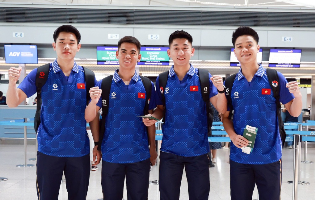 U22 Việt Nam lên đường dự SEA Games 33, mang theo hy vọng vàng - 4