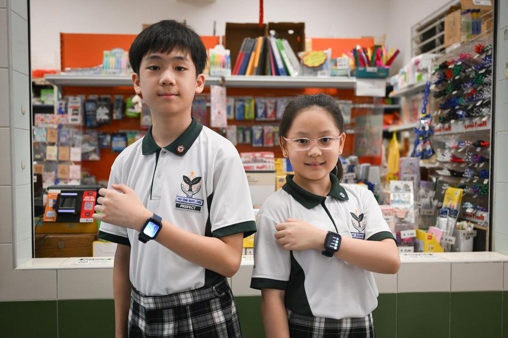 Phát 320.000 đồng hồ cho học sinh, Bộ Giáo dục Singapore kỳ vọng gì? - 3 Phát 320.000 đồng hồ cho học sinh, Bộ Giáo dục Singapore kỳ vọng gì? - 3