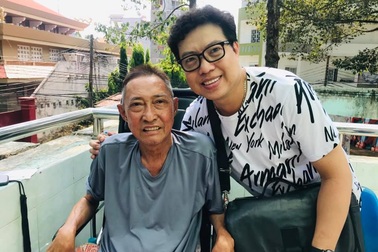 Nghệ sĩ Lê Bình phủ nhận chuyện nằm hành lang bệnh viện vì không đủ tiền viện phí