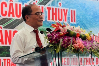 Thông xe cầu Bến Thủy 2, khởi công dự án nâng cấp QL1A