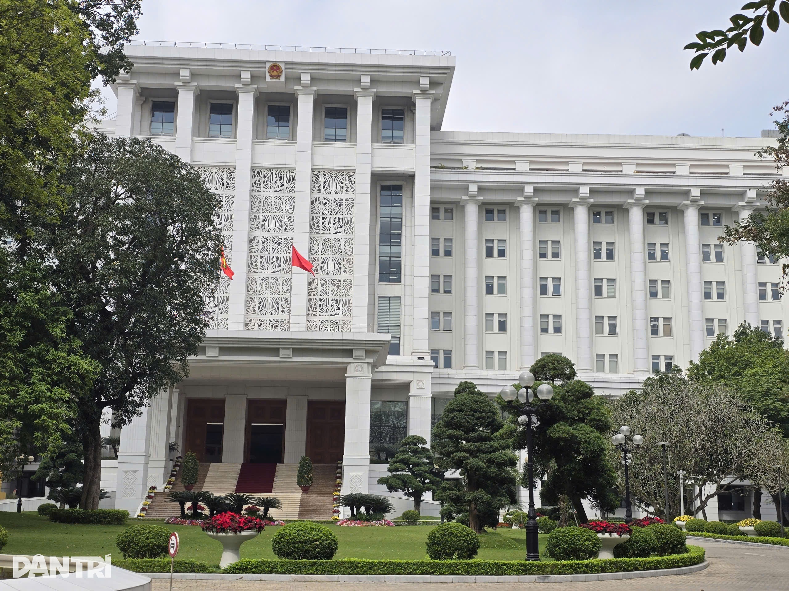 ឧបការីនាយករដ្ឋមន្រី្ត Pham Minh Chinh ទទួលបន្ទុកទីស្តីការរដ្ឋាភិបាល - ១ Trợ lý Thủ tướng Phạm Minh Chính làm Phó Chủ nhiệm Văn phòng Chính phủ - 1