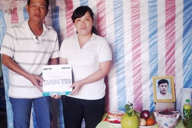 Gia đình cháu Trần Chí Khang sẽ được hỗ trợ xây nhà mới