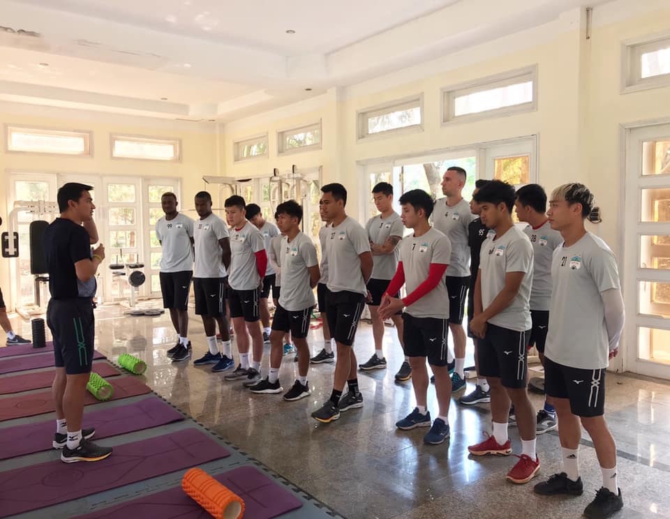 Văn Toàn, Văn Thanh phải cách ly riêng sau khi trở lại HA Gia Lai - 1 Văn Toàn, Văn Thanh phải cách ly riêng sau khi trở lại HA Gia Lai - 1