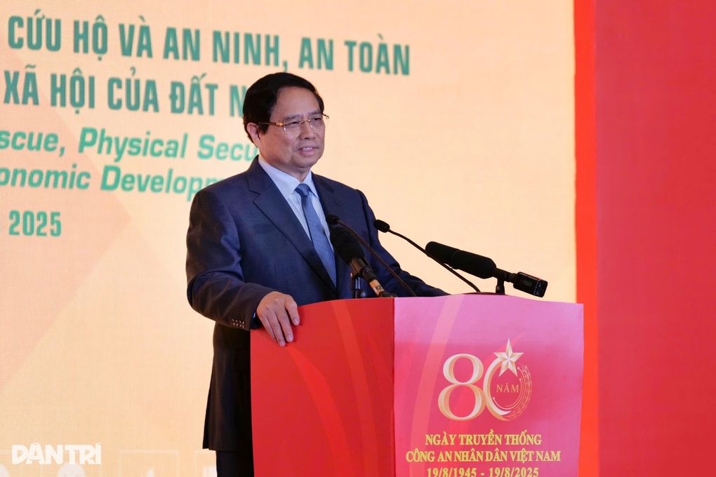 Thủ tướng dự diễn đàn đối thoại với doanh nghiệp về PCCC, CNCH - 2 Thủ tướng dự diễn đàn đối thoại với doanh nghiệp về PCCC, CNCH - 2