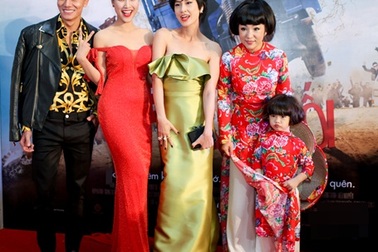 Danh hài Thúy Nga đưa “công chúa nhỏ” đi dự sự kiện