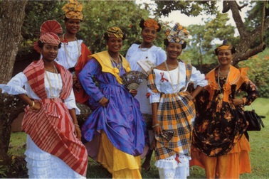 Hòn đảo của những người khổng lồ, 1m8 vẫn bị coi là "người lùn"