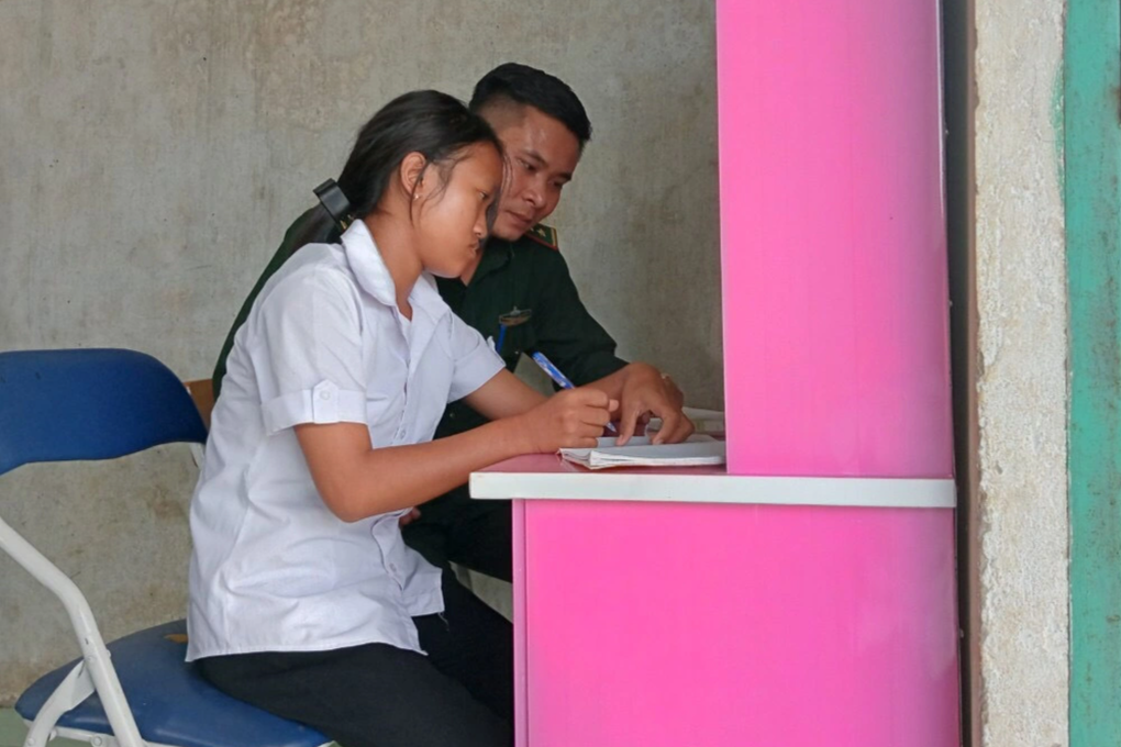 Tết ấm áp của đàn con nuôi biên phòng - 5 Tết ấm áp của đàn con nuôi biên phòng - 5