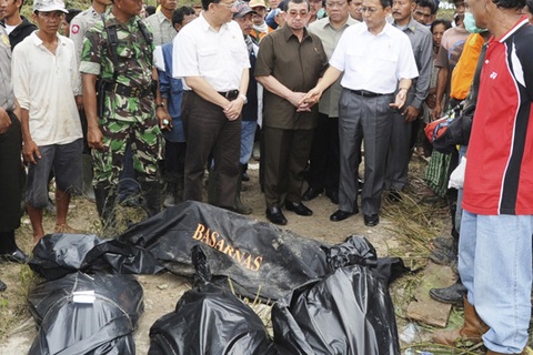 “Không có cảnh báo” trong trận sóng thần ở Indonesia