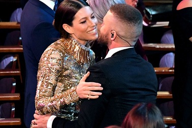 Justin Timberlake điển trai trình diễn mở màn lễ trao giải Oscar 2017