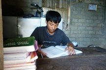 Nghẹn đắng gia cảnh cậu học trò nghèo 2 năm đỗ học sinh giỏi quốc gia 