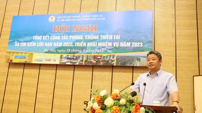 Phó Chủ tịch UBND thành phố Hà Nội Nguyễn Mạnh Quyền chỉ đạo các cấp, các ngành tuyệt đối không chủ quan, mất cảnh giác, luôn chủ động, sẵn sàng trong công tác phòng ngừa, ứng phó, khắc phục hậu quả thiên tai.