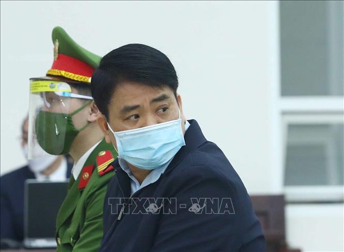 Cựu Chủ tịch Hà Nội Nguyễn Đức Chung bị đề nghị tuyên phạt 10 - 12 năm tù - 1 Cựu Chủ tịch Hà Nội Nguyễn Đức Chung bị đề nghị tuyên phạt 10 - 12 năm tù - 1
