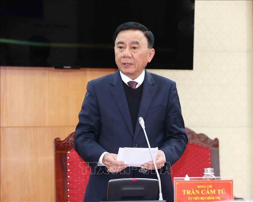 Hội nghị bàn giao công tác của Chủ nhiệm Ủy ban Kiểm tra Trung ương - 4 Hội nghị bàn giao công tác của Chủ nhiệm Ủy ban Kiểm tra Trung ương - 4