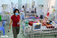 TPHCM được dự đoán bùng dịch trong 3 tháng tới: Chuyên gia nói gì?