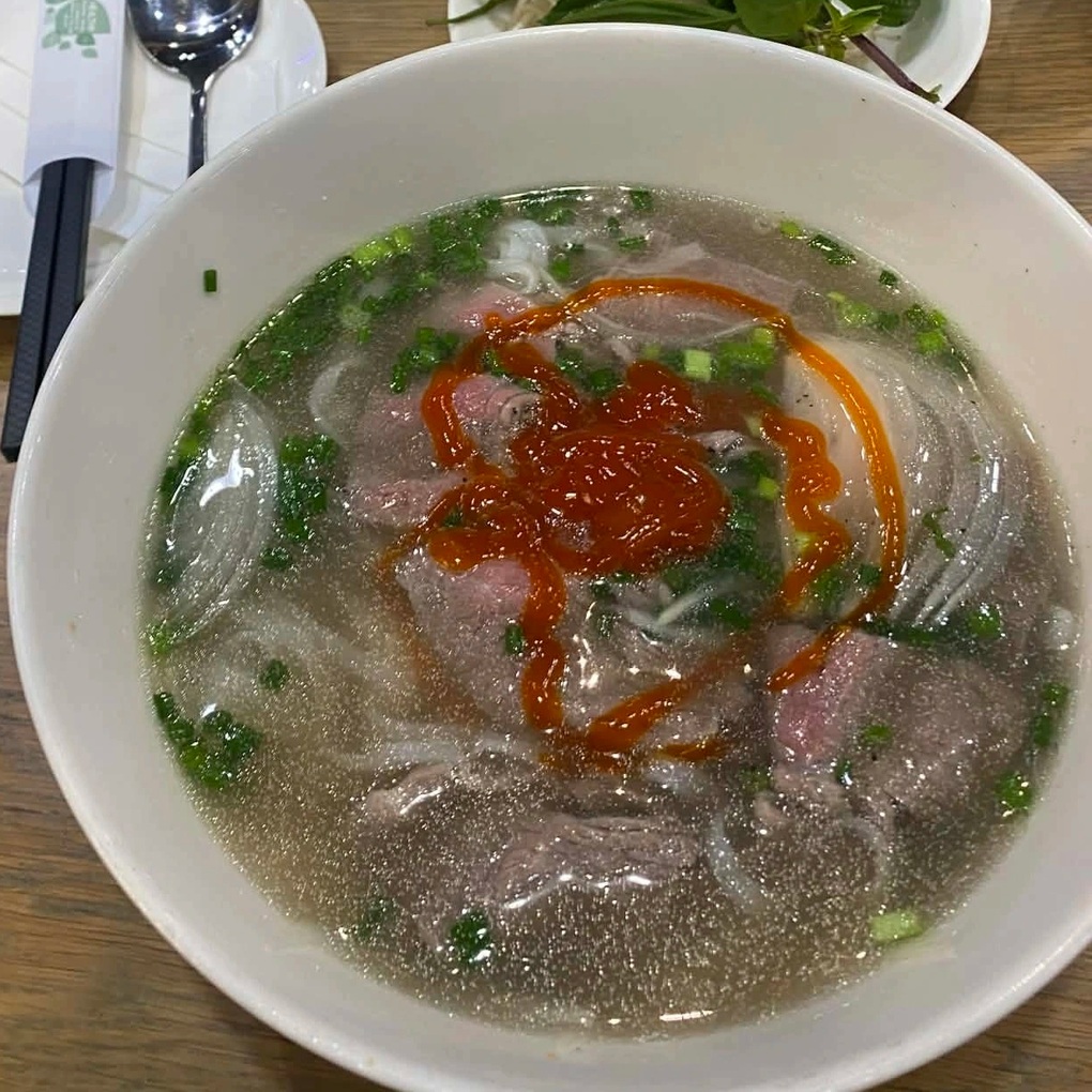 Vụ ăn bát phở ở sân bay giá 346.000 đồng: Nhà hàng nói khách ăn bò Wagyu? - 1