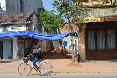 Huyện “bội tín”, chủ đất hợp pháp bị vạ lây