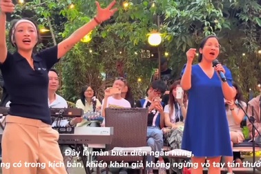 Mỹ Anh cùng Diva Mỹ Linh và nhạc sĩ Anh Quân hát "Hương ngọc lan"