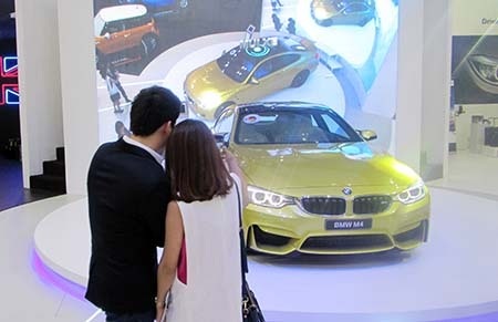 194 xe đã bán trong ngày đầu khai mạc
