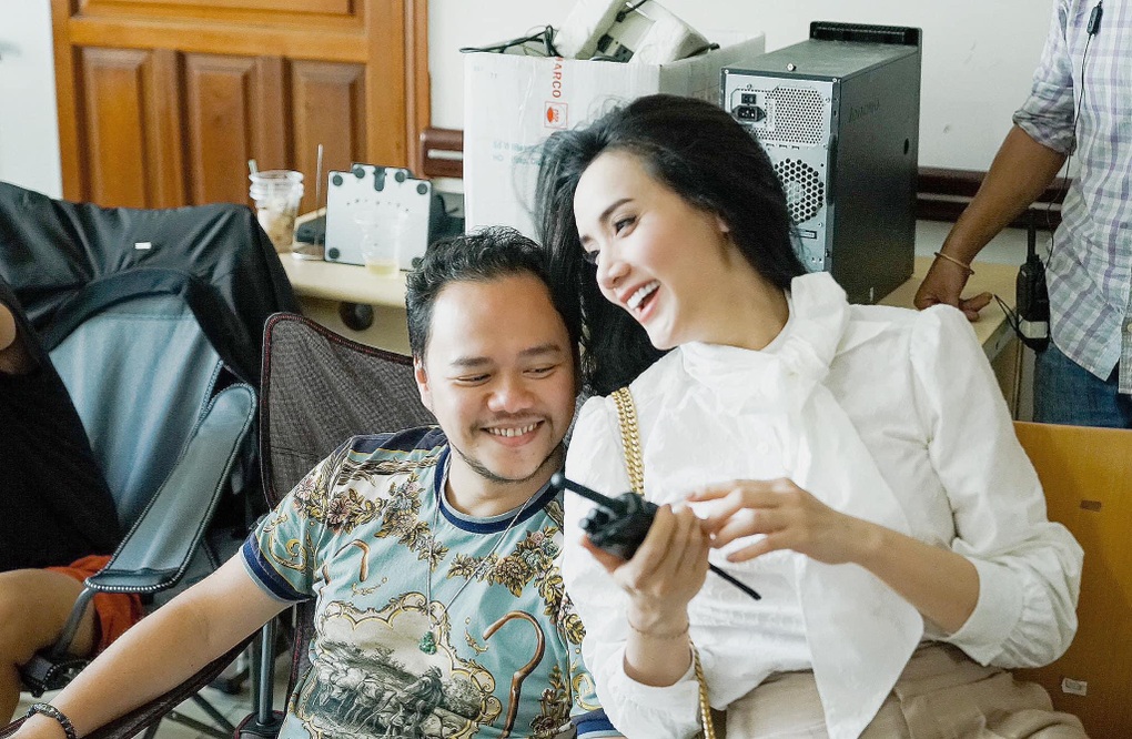 Trang Nhung phim Kính thưa osin: Tôi chưa từng để đại gia nuôi mình - 4 Trang Nhung phim Kính thưa osin: Tôi chưa từng để đại gia nuôi mình - 4