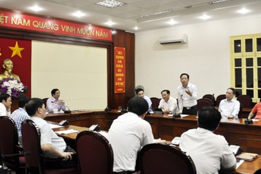 Bí thư Tỉnh ủy Phạm Minh Chính làm việc với Tập đoàn FPT và Hội Doanh nhân trẻ Việt Nam