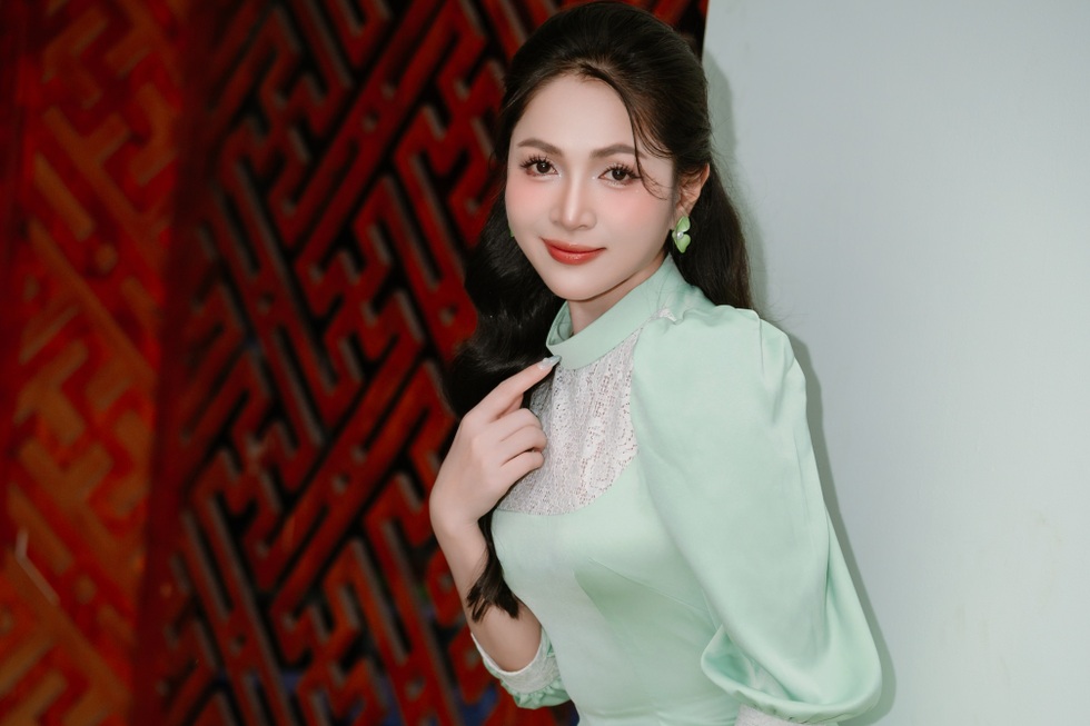 Duyên Quỳnh sau hit 7 tỷ view: "Tôi và Nguyễn Văn Chung không như tin đồn"