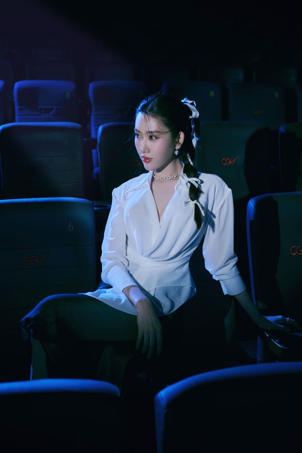 Thúy Ngân nói về chuyện tình cảm: Duyên đến thì đón, duyên đi thì chịu - 5 Thúy Ngân nói về chuyện tình cảm: Duyên đến thì đón, duyên đi thì chịu - 5