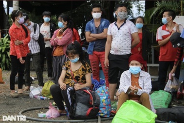 Hành trình về quê của người lao động với 200.000 đồng trong túi