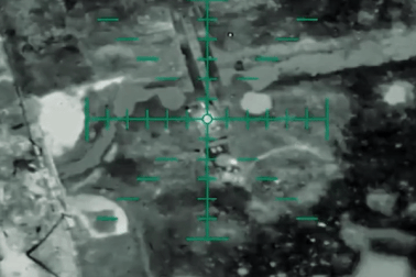 Ukraine tung UAV Ma cà rồng vượt lưới lửa, Nga gặp "cơn ác mộng"