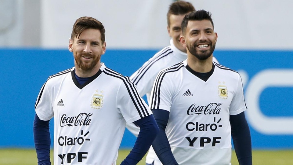 Aguero lên tiếng bảo vệ Messi trước những chỉ trích - 2 Aguero lên tiếng bảo vệ Messi trước những chỉ trích - 2