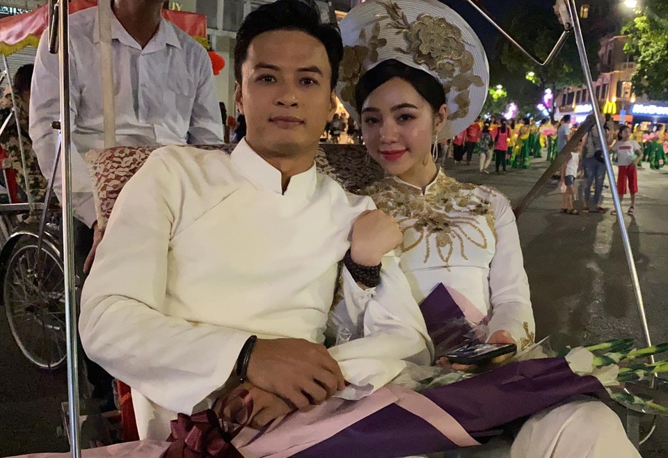 Hồng Đăng kết đôi với Hồng Diễm như thế nào trong bộ phim thứ 6? - 5 Hồng Đăng kết đôi với Hồng Diễm như thế nào trong bộ phim thứ 6? - 5