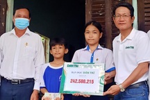 "Hai chị em cả tuần chia nhau 1kg gạo" được bạn đọc giúp hơn 370 triệu đồng