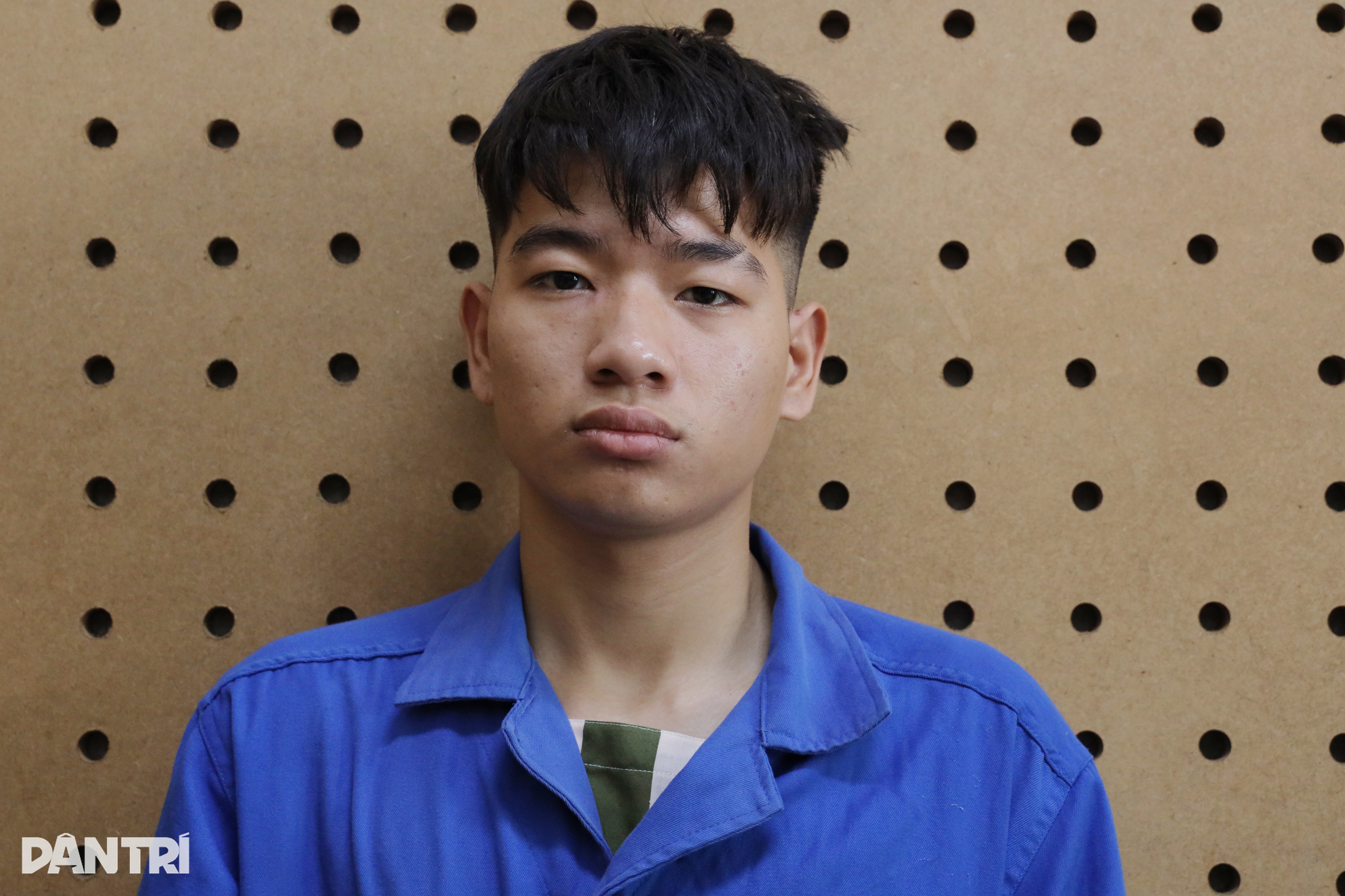 Lừa bán 2 đồng nghiệp qua Campuchia với giá 1.000USD - 1 Lừa bán 2 đồng nghiệp qua Campuchia với giá 1.000USD - 1