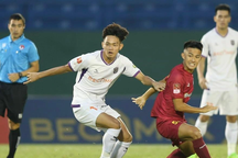 CLB Bình Dương lên nhì bảng, Thanh Hóa chia điểm với Bình Định