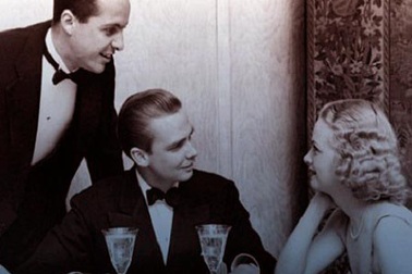 Đáng đời kẻ bắt cá hai tay