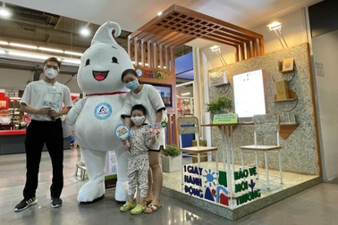 Tái khởi động thu gom vỏ hộp giấy tại Mega Market