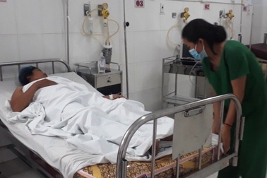 Bệnh nhân sống nhờ bác sĩ quyết định mổ... miễn phí