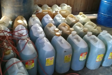 Công an “sờ gáy”  2 tài xế rút trộm 11.000 lít xăng dầu từ xe bồn