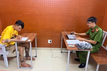 Thanh niên đâm tài xế xe ôm bị thương để cướp tài sản