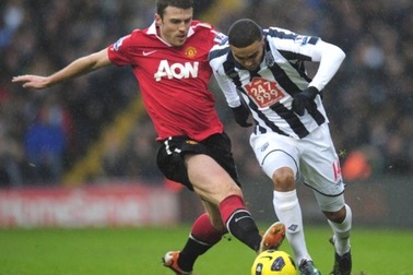 Michael Carrick gia hạn hợp đồng với MU đến 2014