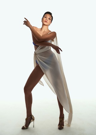 MC Phương Mai khoe vóc dáng gợi cảm, sẵn sàng đón nhận tình yêu mới - 9 MC Phương Mai khoe vóc dáng gợi cảm, sẵn sàng đón nhận tình yêu mới - 9