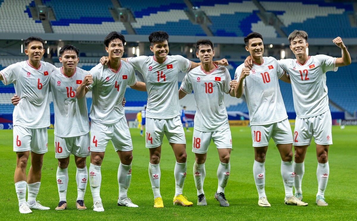 U23 Вьетнам 3-1 U23 Кувейт: Красные карточки и неожиданные голы - 2 U23 Việt Nam 3-1 U23 Kuwait: Những tấm thẻ đỏ và bàn thắng bất ngờ - 2