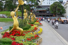 Festival Hoa Đà Lạt với hàng chục chương trình nghệ thuật độc đáo