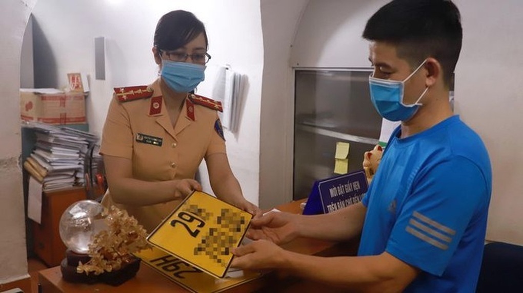 Biển số định danh: Phương tiện có biển 3 và 4 số vẫn được lưu thông - 2